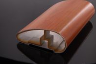 O corrimão de alumínio exterior perfila a alta tensão de madeira da certificação 58 da grão ISO9000
